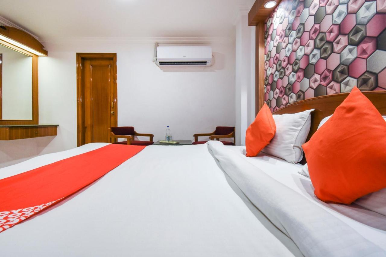 Oyo V International Hotel