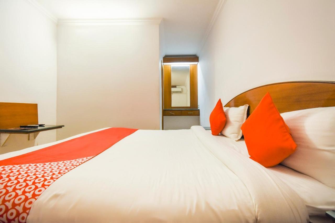Oyo V International Hotel